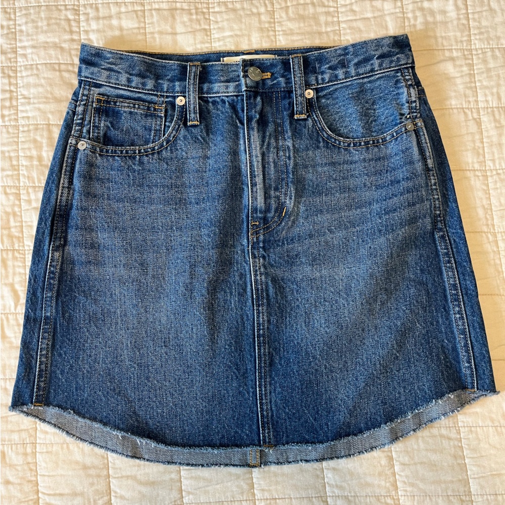 Madewell denim skirt NWOT